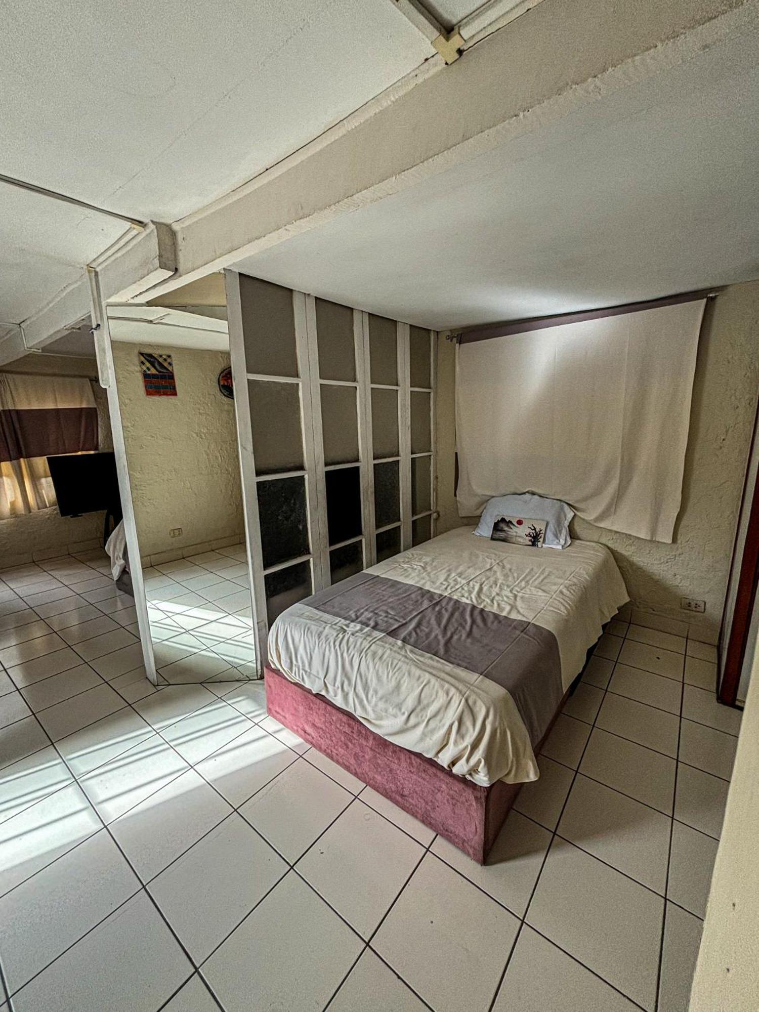 Hostel Colores Miraflores Ліма Екстер'єр фото